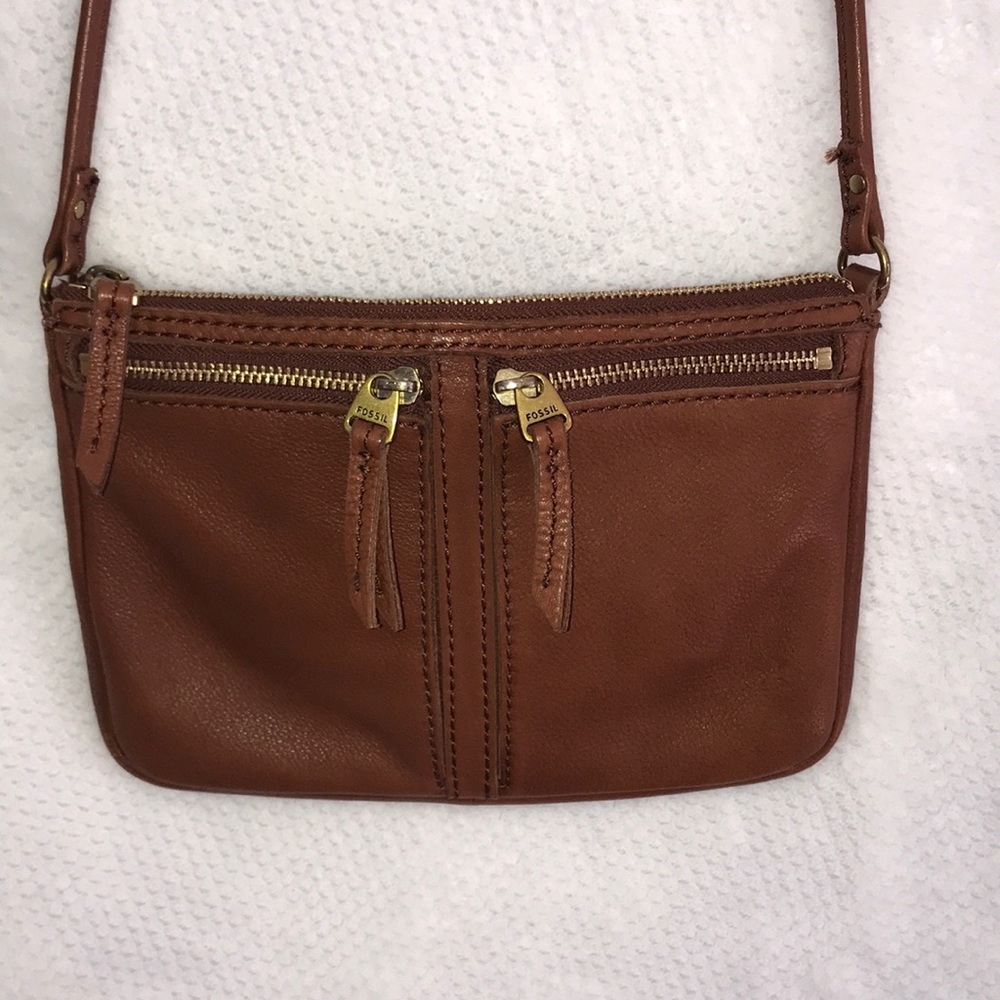 Fossil crossbody saddle brown leather